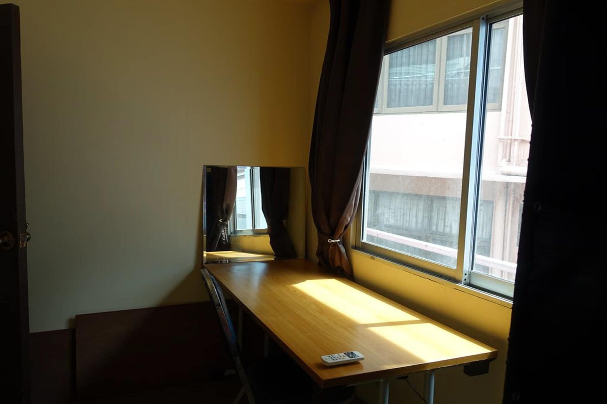 Cb Ekkamai Hotel Bangkok Ngoại thất bức ảnh